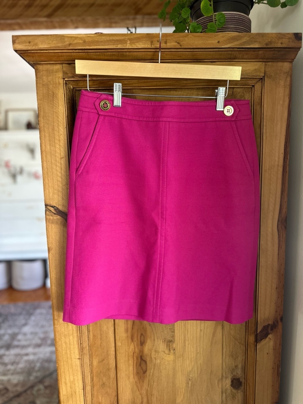 Talbots Fuchsia Mini Skirt with Button Accents 6P